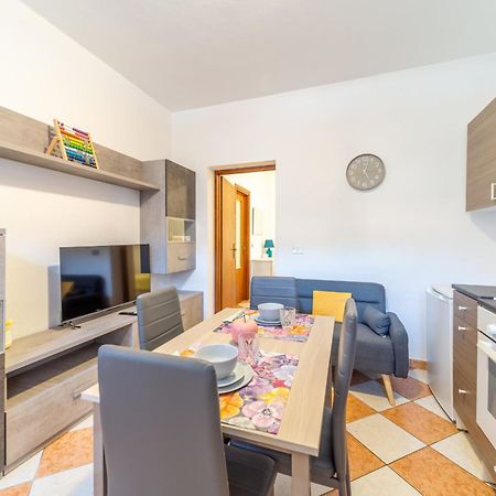 Casa Di Jennifer 3 Apartment ปาร์มา ภายนอก รูปภาพ