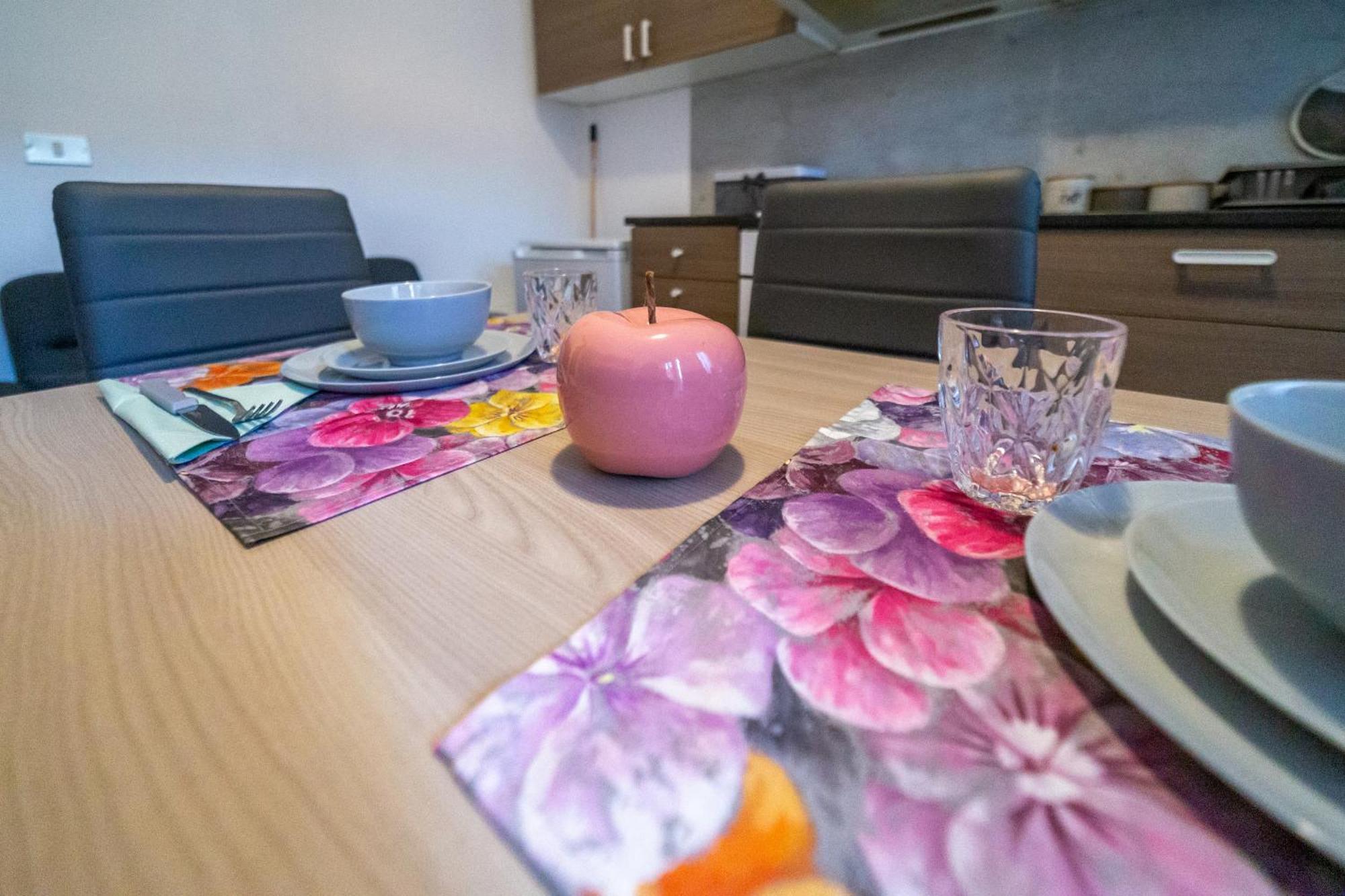 Casa Di Jennifer 3 Apartment ปาร์มา ภายนอก รูปภาพ